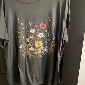 SHEIN Black Floral Short Sleeve Tee